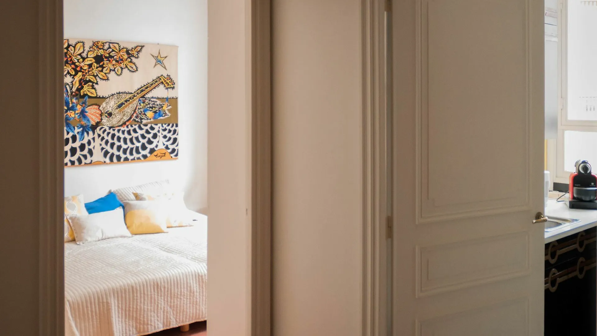 Apartment Pelican - Near Champs Elysees *